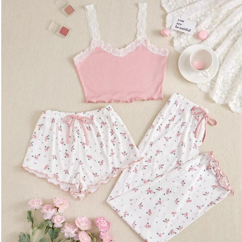 Pretty Three Piece Heart Set