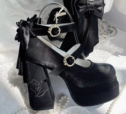 Butterfly-knot Party Pump