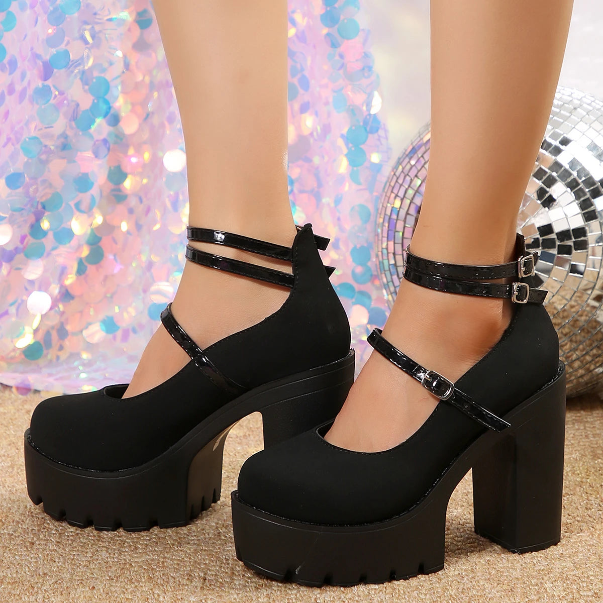 Lolita Chunk Pumps