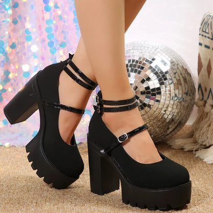 Lolita Chunk Pumps