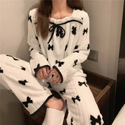 Thickened Fleece Bow Pajamas