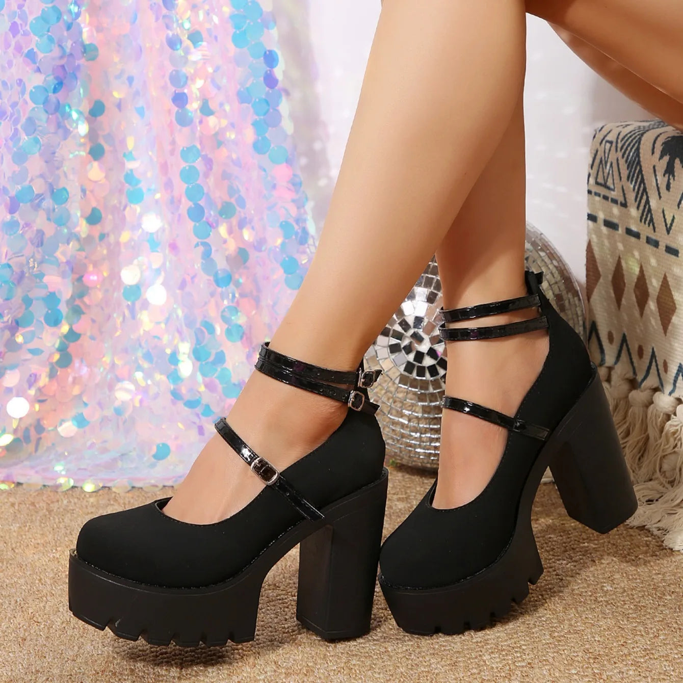 Lolita Chunk Pumps